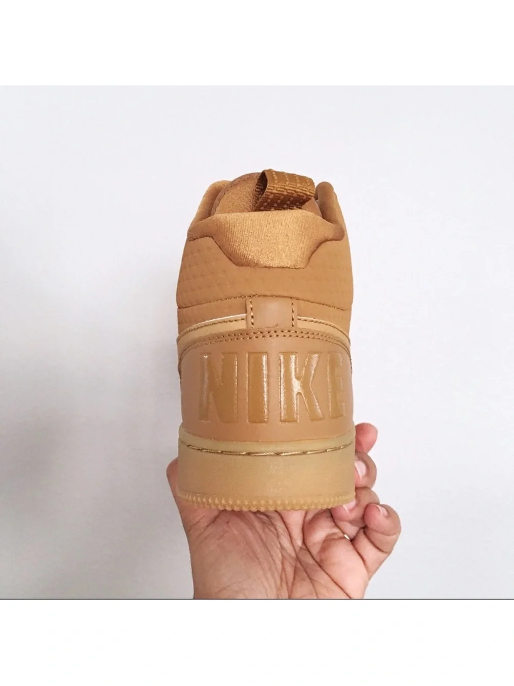 Nike Court Borough Mid Winter Wheat Sneakers